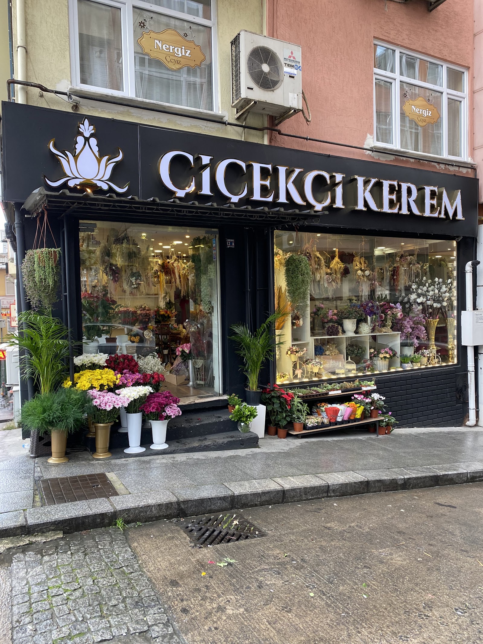 ÇİÇEKÇİ KEREM RİZE