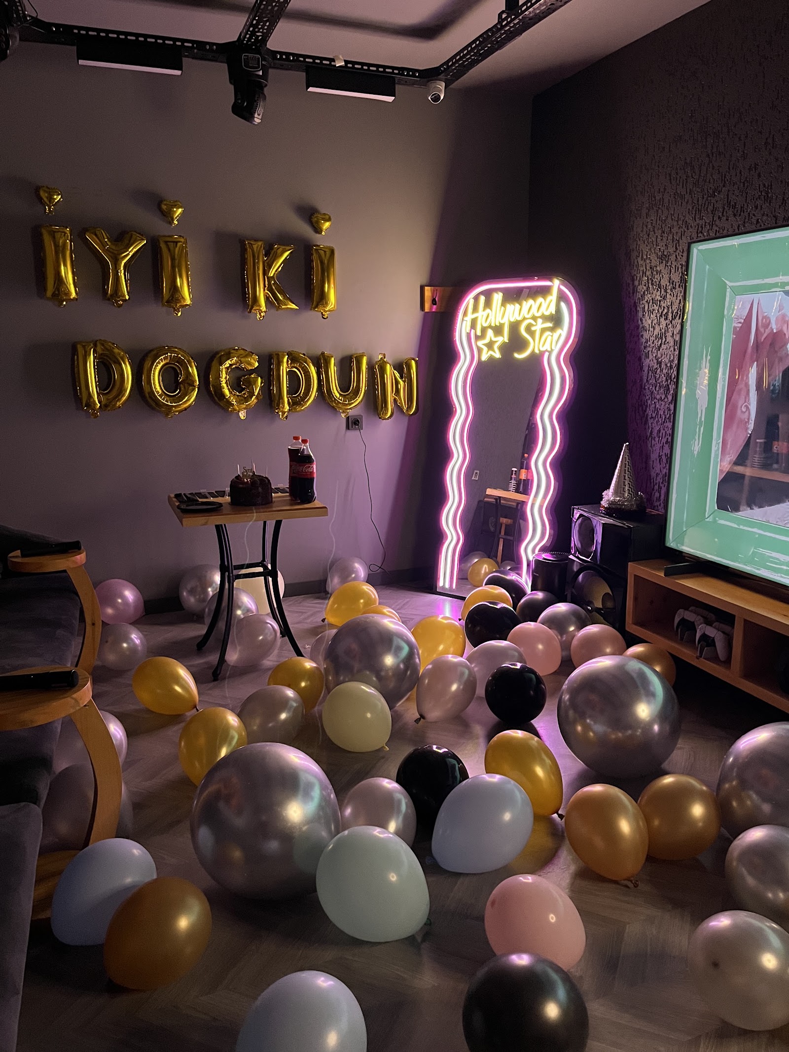 Hollywood Karaoke & Organizasyon