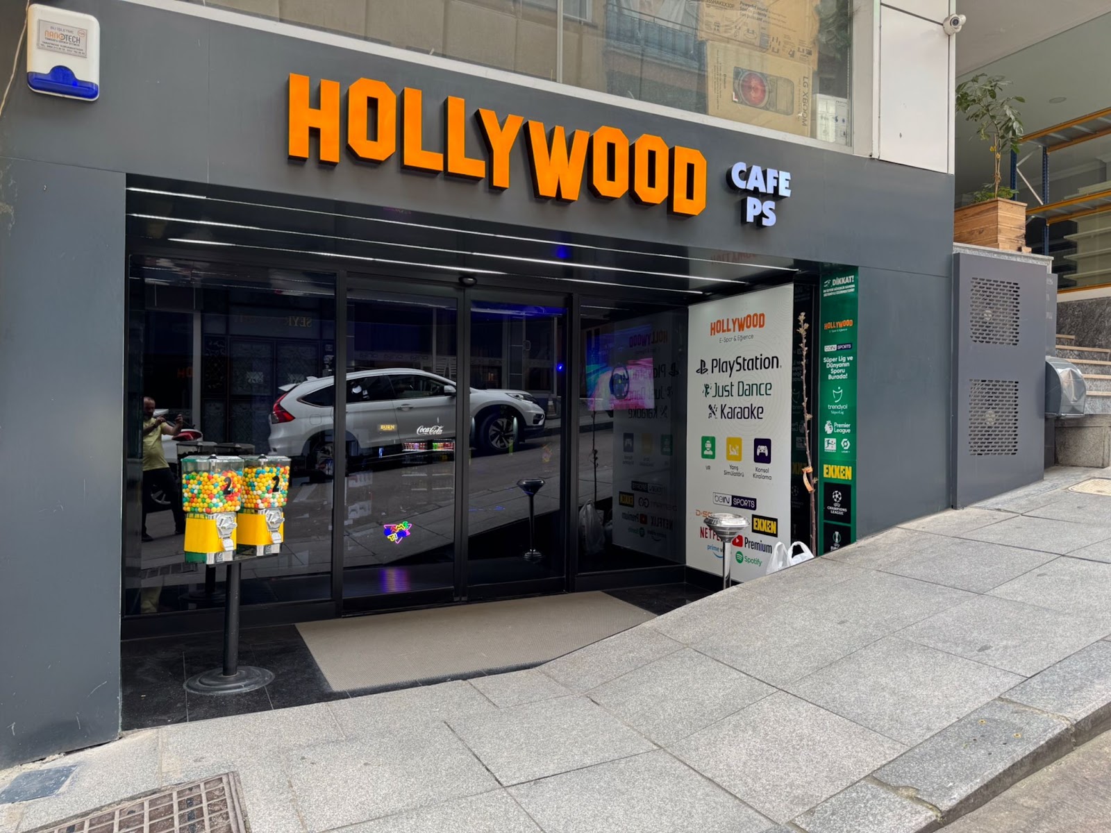 Hollywood Karaoke & Organizasyon