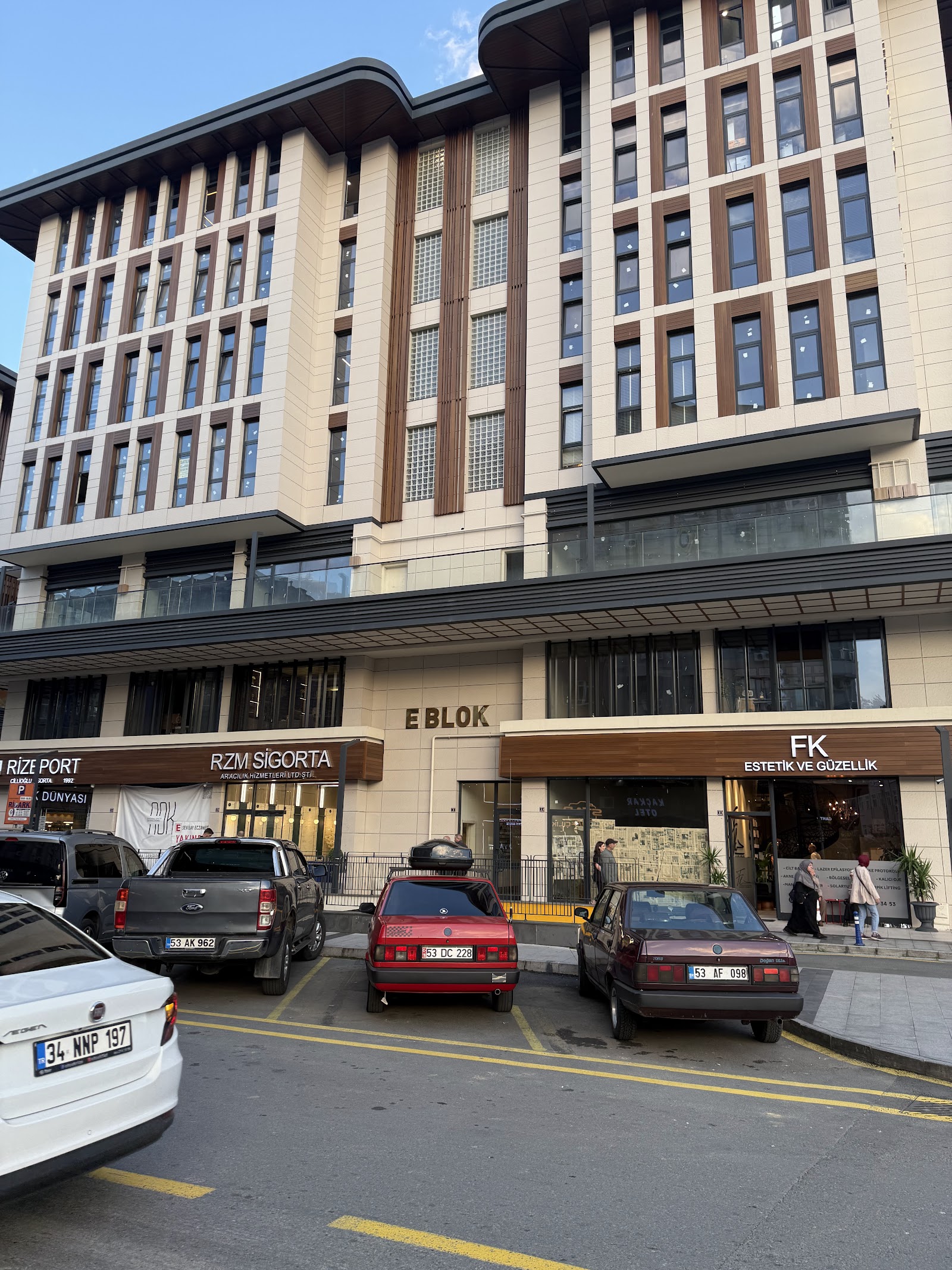 Rize Abiye Kiralama - Kirala Parla