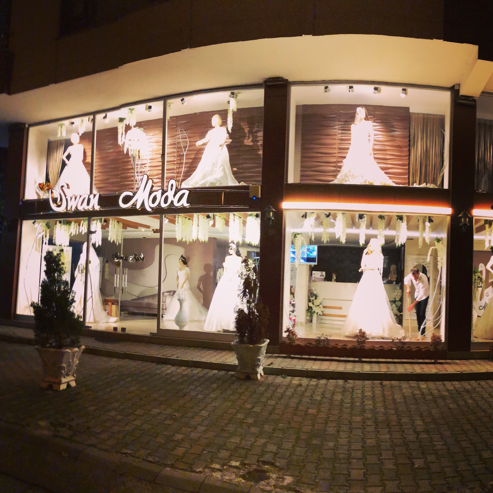 Swan Fashion İth İhr Tas San Ltd Şti kır düğünü mekanı — Merkez